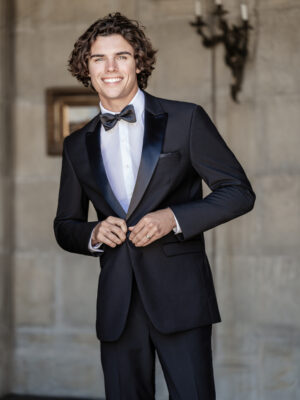Black Peak Lapel Tuxedo